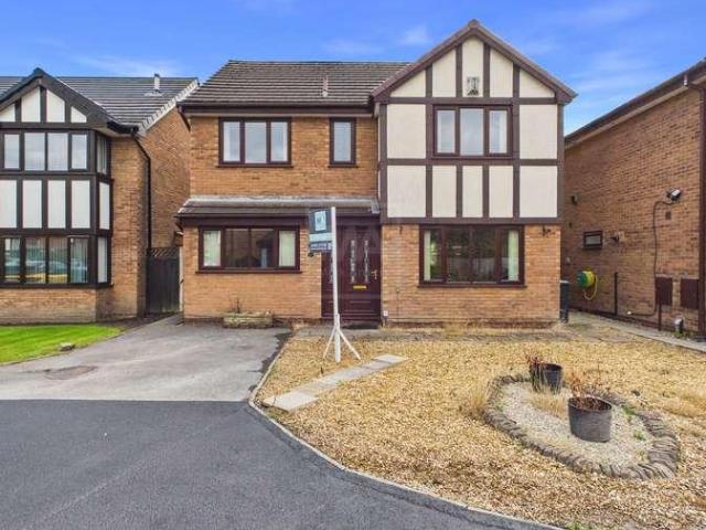 4 bed house for sale