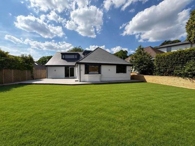 4 bed house for sale