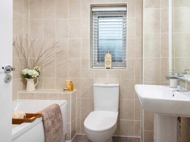 4 bed house for sale