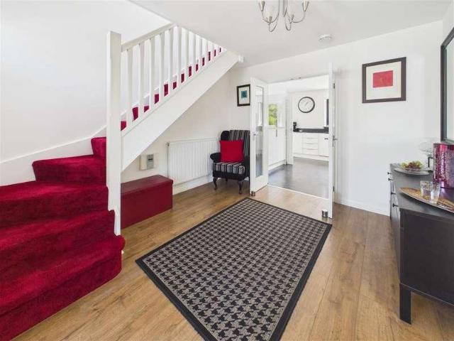 4 bed house for sale