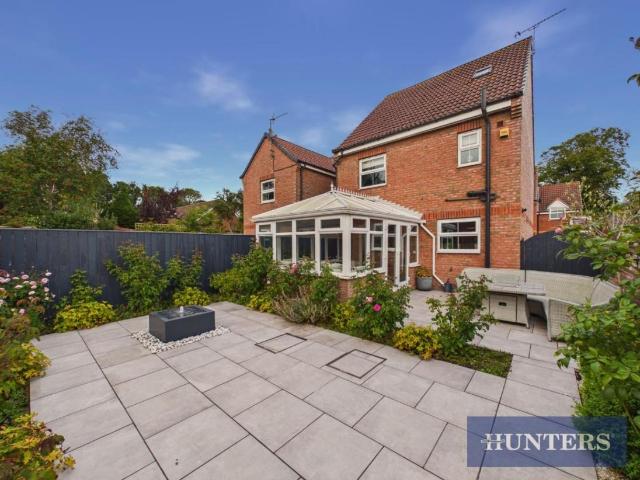 4 bed house for sale