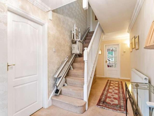 4 bed house for sale