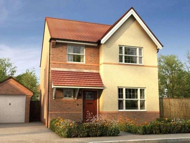4 bed house for sale