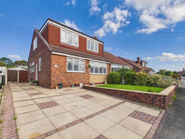 4 bed house for sale