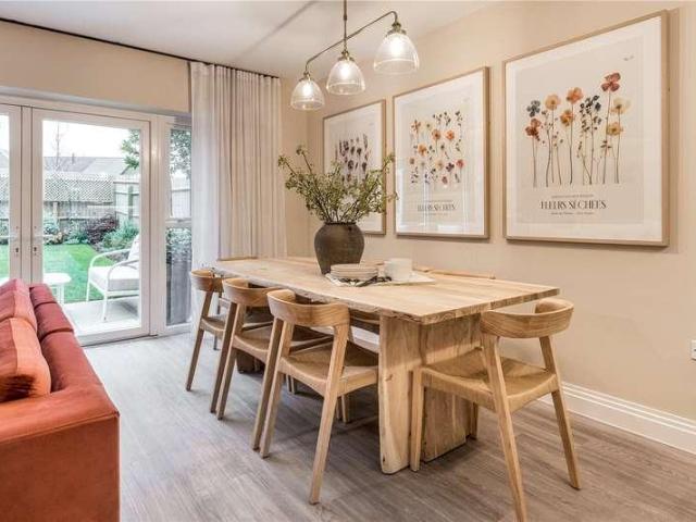 4 bed house for sale