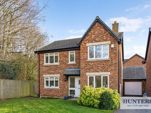 4 bed house for sale