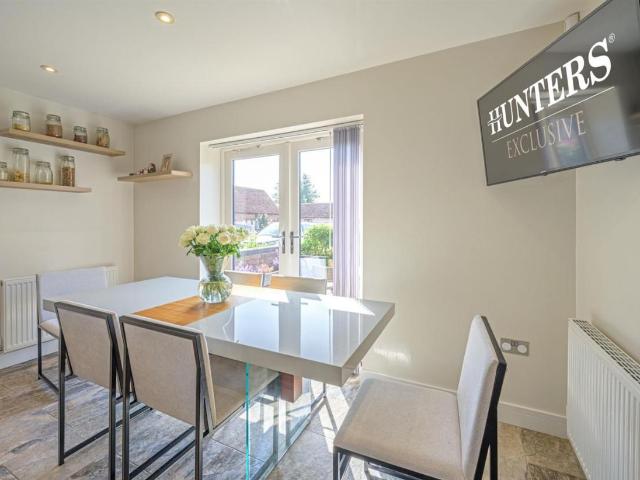 4 bed house for sale