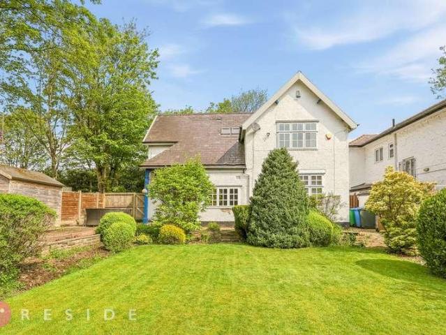 4 bed house for sale
