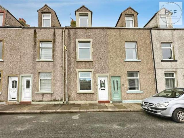 4 bed house for sale