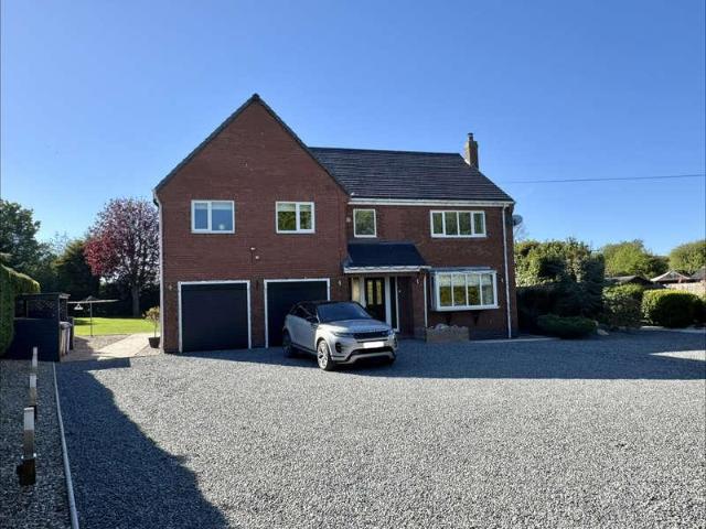 4 bed house for sale