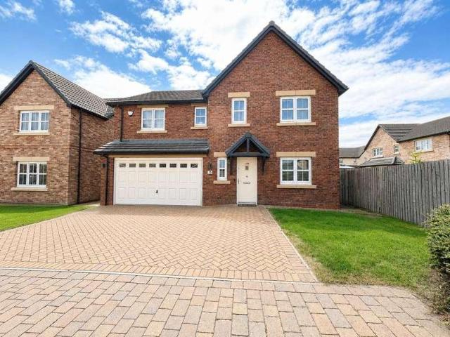 4 bed house for sale