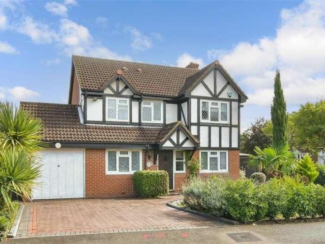 4 bed house for sale