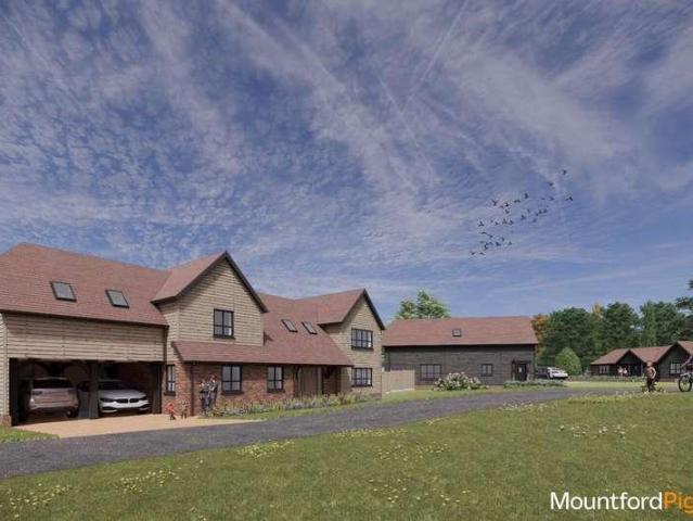 4 bed house for sale