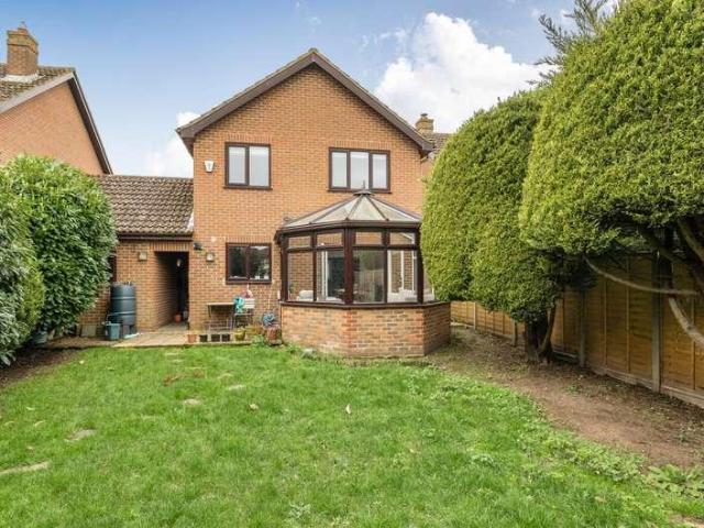 4 bed house for sale
