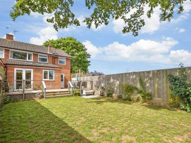 4 bed house for sale