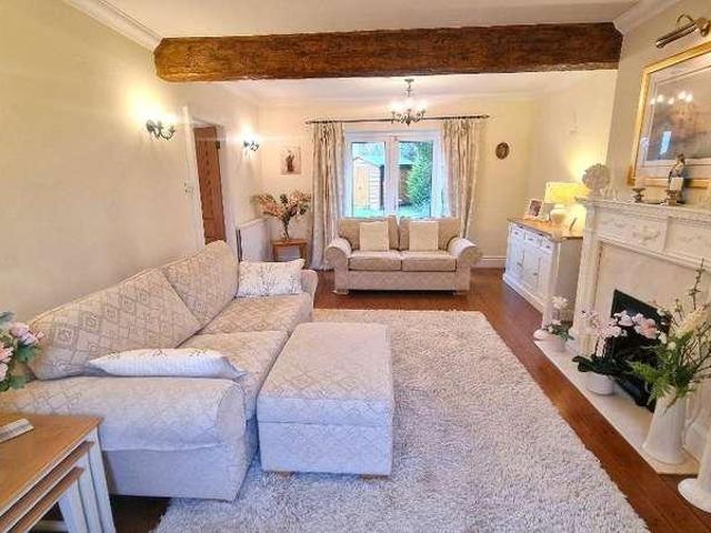 4 bed house for sale