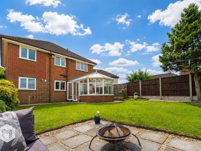 4 bed house for sale