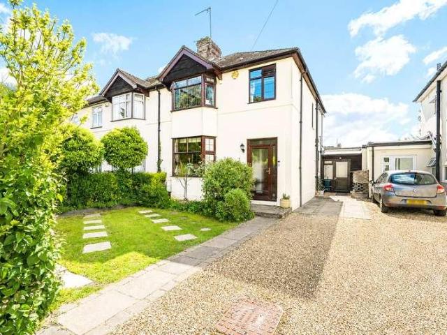 4 bed house for sale