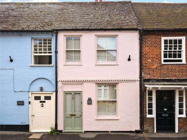 4 bed house for sale