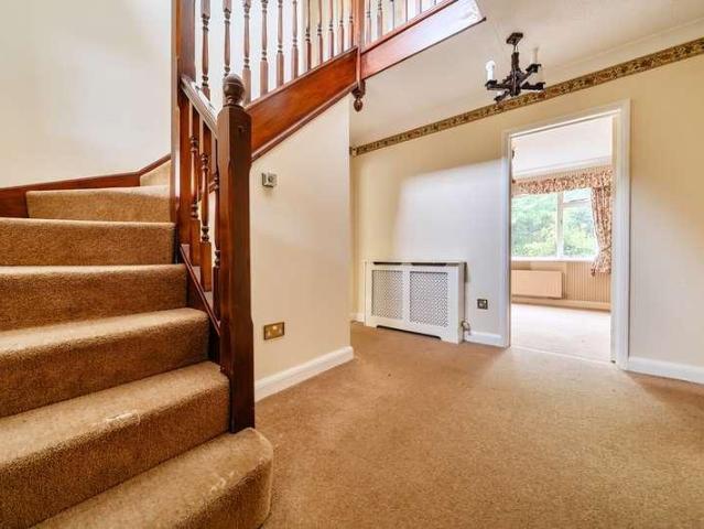 4 bed house for sale