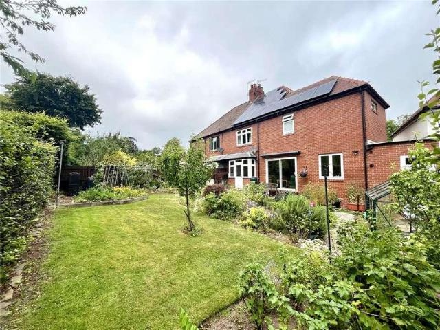 4 bed house for sale