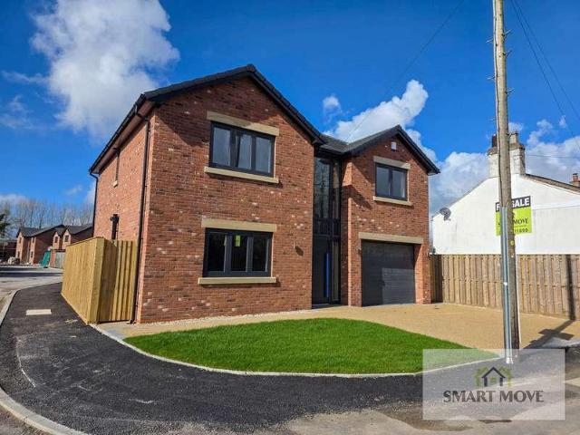 4 bed house for sale