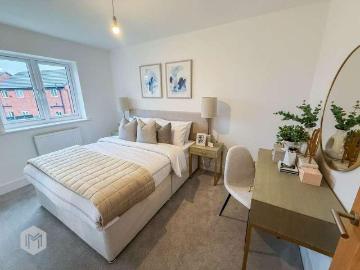 4 bed house for sale