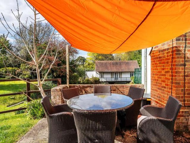 4 bed house for sale