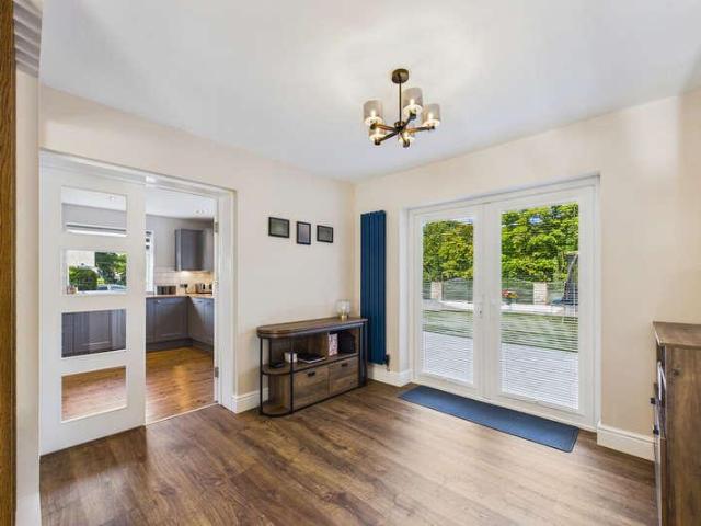 4 bed house for sale