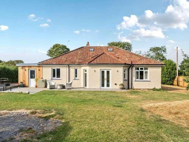 4 bed house for sale