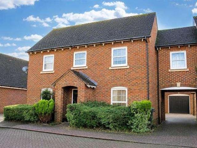 4 bed house for sale