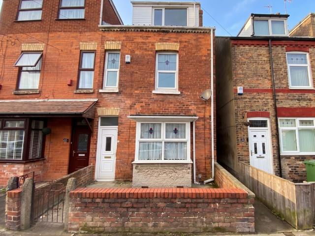 4 bed house for sale