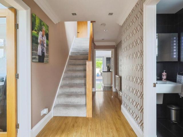 3 bed house for sale