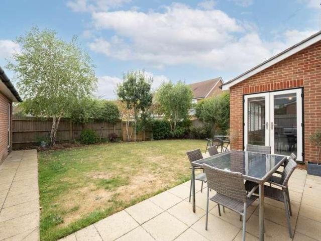 4 bed house for sale