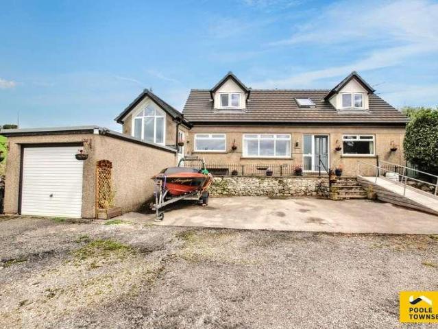 4 bed house for sale