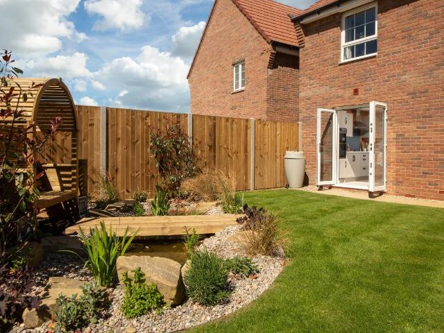 4 bed house for sale