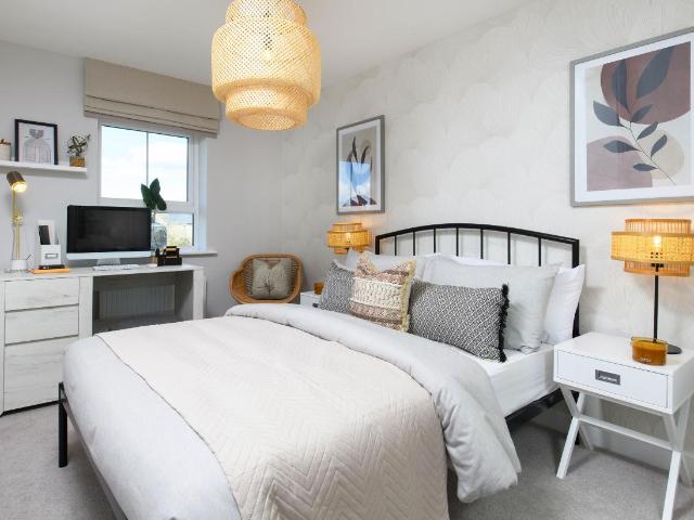 4 bed house for sale
