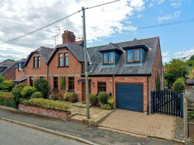 4 bed house for sale