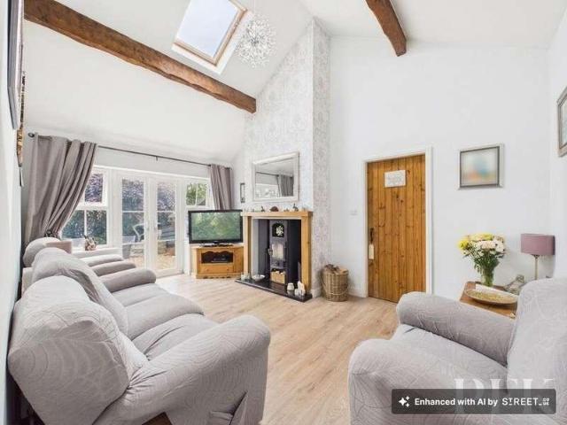 4 bed house for sale