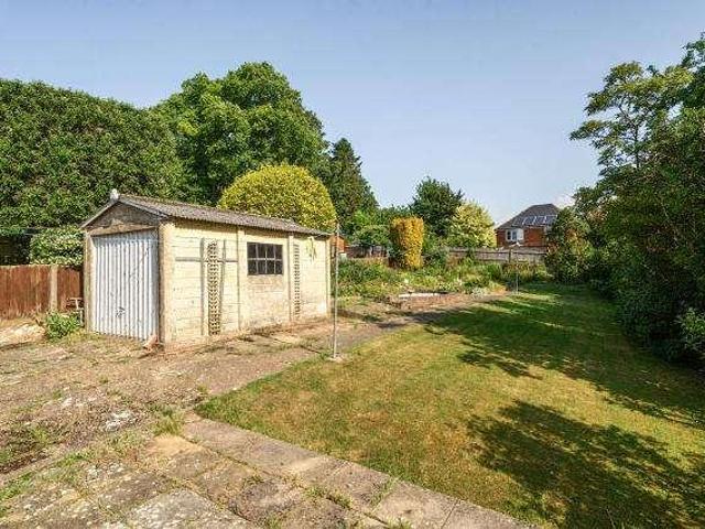 4 bed house for sale