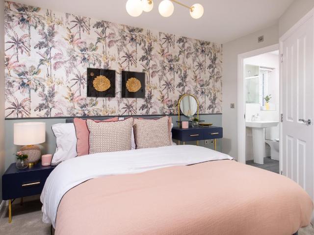 4 bed house for sale
