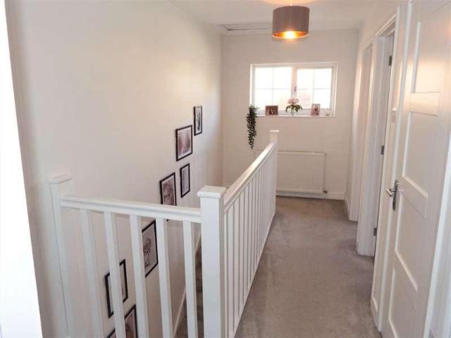 4 bed house for sale