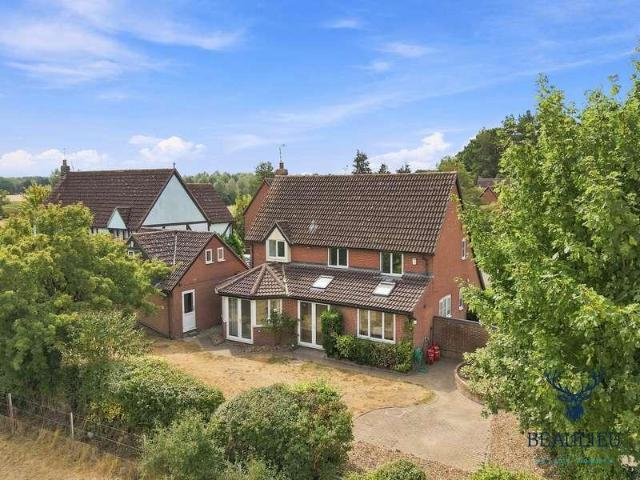 4 bed house for sale