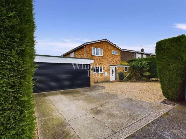 4 bed house for sale