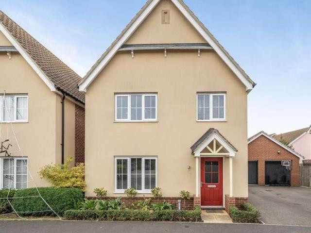 4 bed house for sale