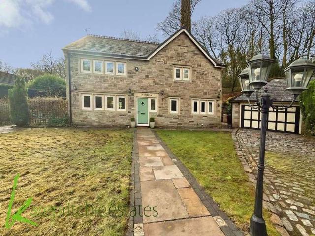 4 bed house for sale