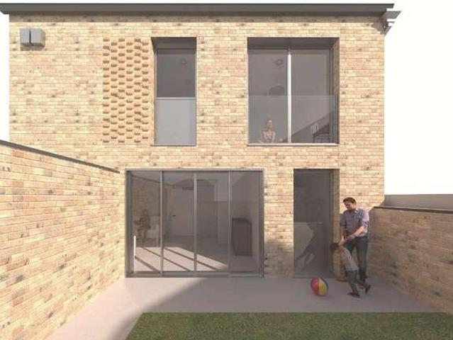 4 bed house for sale