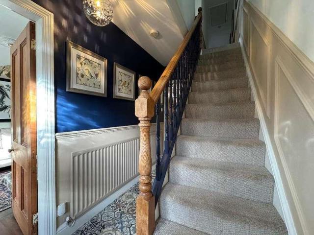 4 bed house for sale