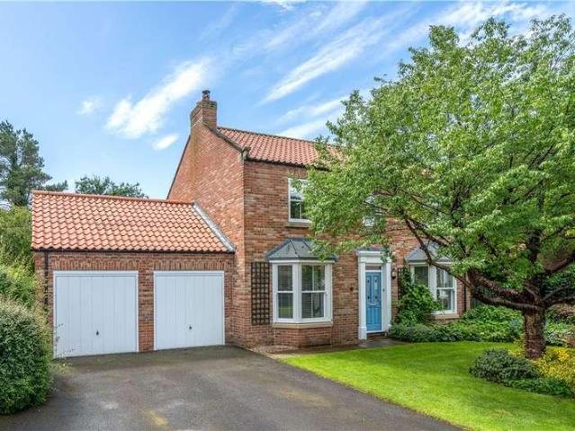 4 bed house for sale