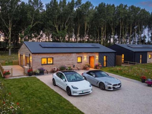 4 bed house for sale